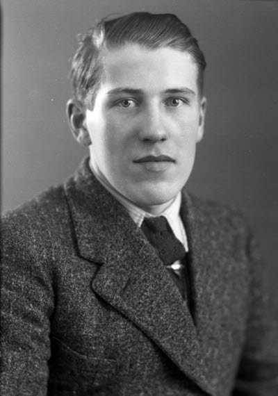 Porträtt av en herre. Ateljefoto.