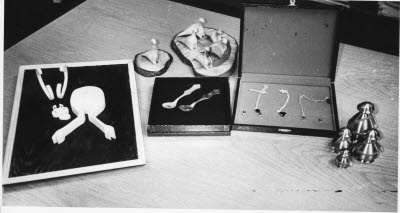 Smycken, tennskedar, sniderier, "gruvgubbar". Lokalt hantverk. Souvenirer.