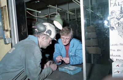 Mekaniskaverkstan. "Verktygsskåpet" Maj-Britt Larsson 1994-04-19.