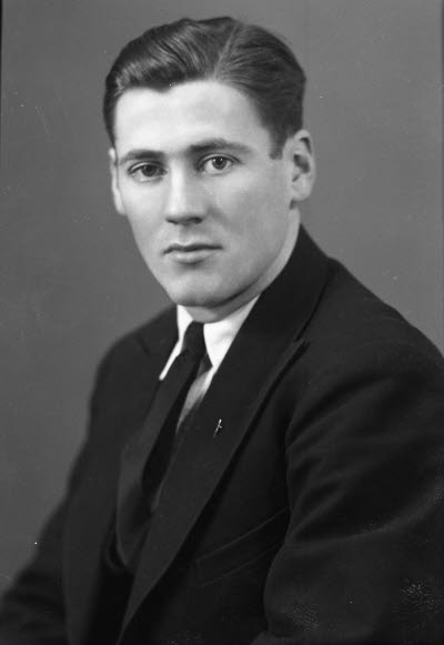 Porträtt av en herre. Ateljefoto.