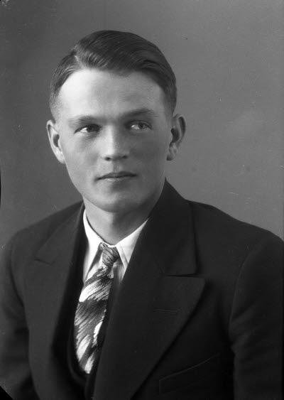 Porträtt av en herre. Ateljefoto.