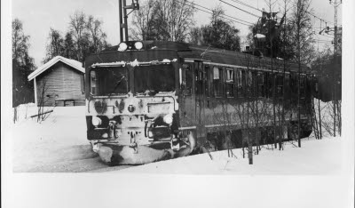 Tågspår; rensningslok.