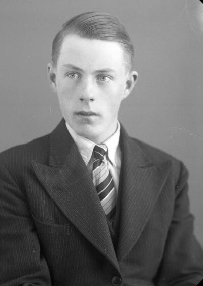 Porträtt av en herre. Ateljefoto.