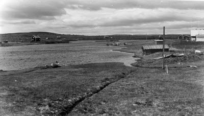 By; småort. Bebyggelse. Killingi och Kaitum älv?