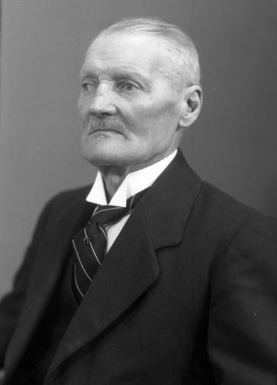 Porträtt av en herre. Ateljefoto.