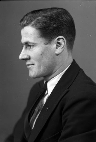 Porträtt av en herre. Ateljefoto.