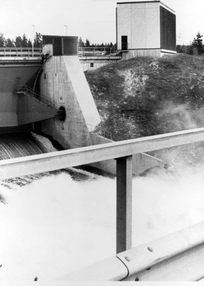 Kraftstation; Vattenfalls kraftverk. Akkats?