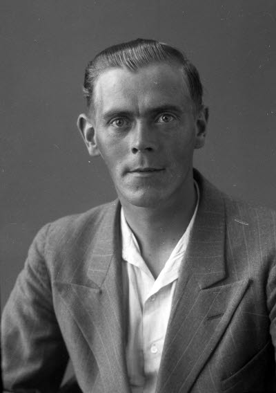 Porträtt av en herre. Ateljefoto.