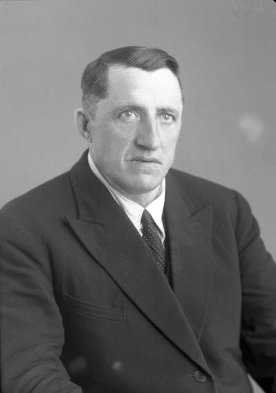 Porträtt av en herre. Ateljefoto.