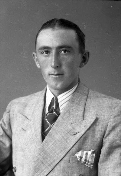 Porträtt av en herre. Ateljefoto.