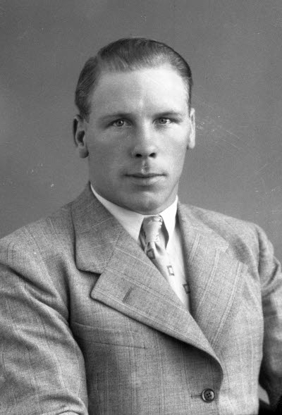 Porträtt av en herre. Ateljefoto.