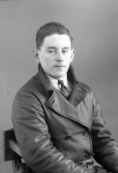 Porträtt av en herre. Ateljefoto.