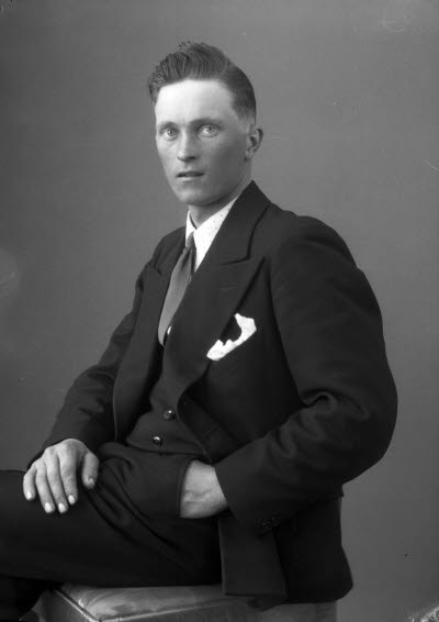 Porträtt av en herre. Ateljefoto.