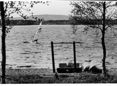 Vindsurfing på Vassaraträsket, Gällivare. Sandvikens badplats.