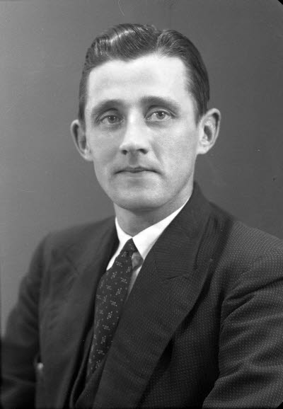 Porträtt av en herre. Ateljefoto.