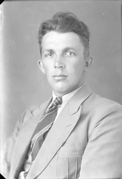 Porträtt av en herre. Ateljefoto.