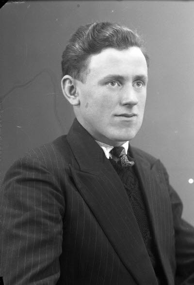 Porträtt av en herre. Ateljefoto.