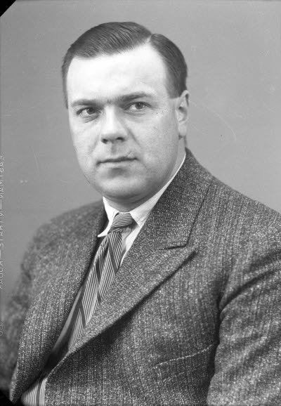 Porträtt av en herre. Ateljefoto.