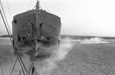 Hamnar. Luleå, Narvik. Fartyg.