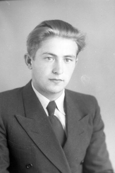 Porträtt av en herre. Ateljefoto.