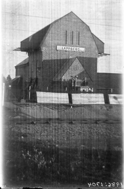 Vid järnvägen. Lappberg.