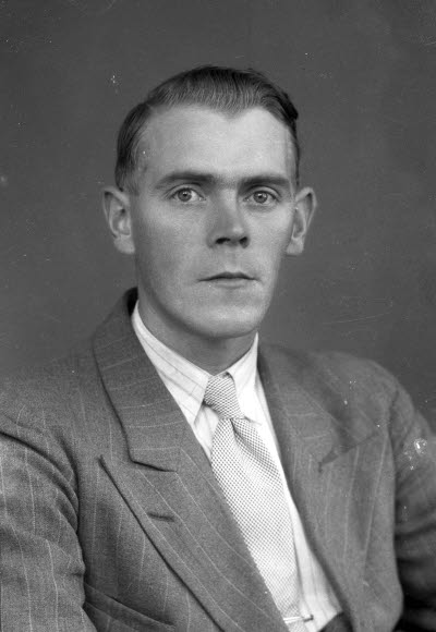 Porträtt av en herre. Ateljefoto.