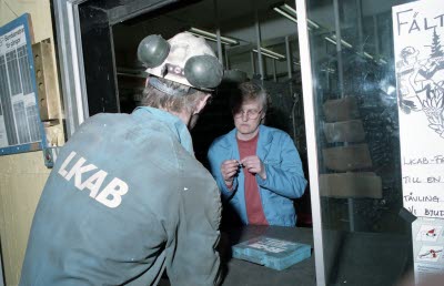 Mekaniskaverkstan. "Verktygsskåpet" Maj-Britt Larsson 1994-04-19.