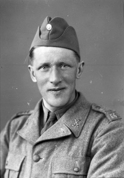 Porträtt av en militär.