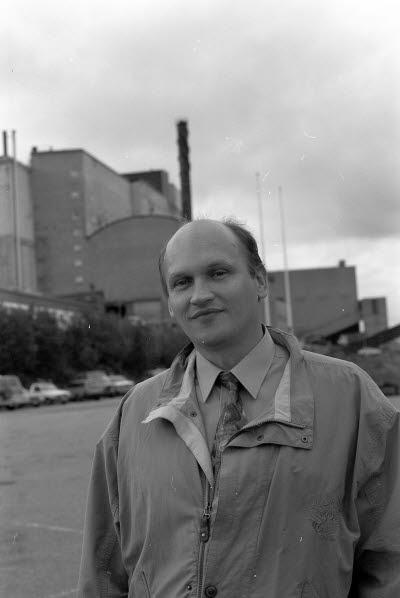 Vitåfors industriområde. En herre.