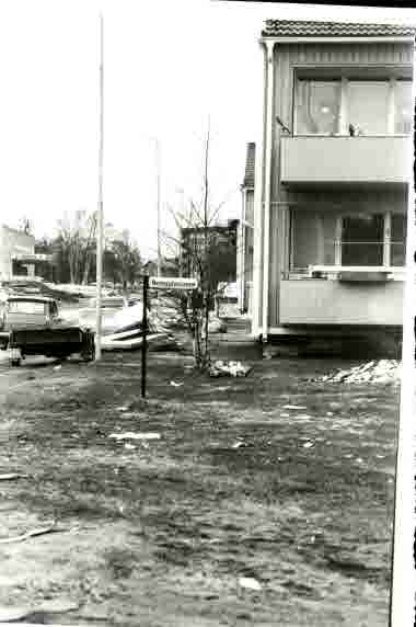 Industrigatan, Gällivare. I bakgrunden Järn-Lindgrens; Järnia.
