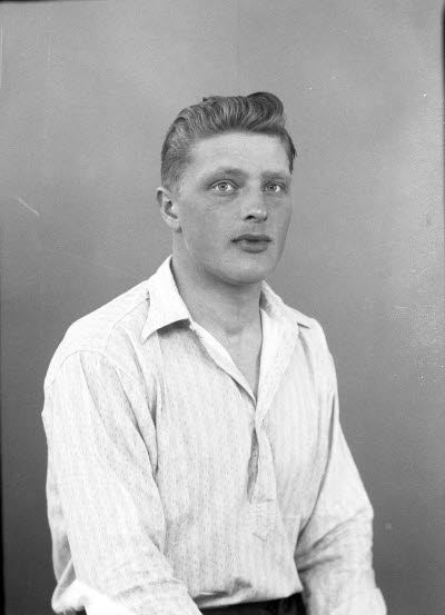 Porträtt av en herre. Ateljefoto.