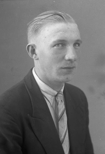 Porträtt av en herre. Ateljefoto.