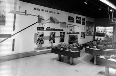 Gruvmuseet; LKAB Gruvmuseum, Malmberget. Malm; stenar; mineraler.
