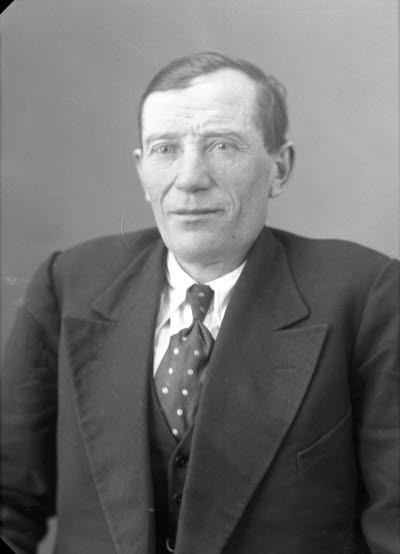 Porträtt av en herre. Ateljefoto.