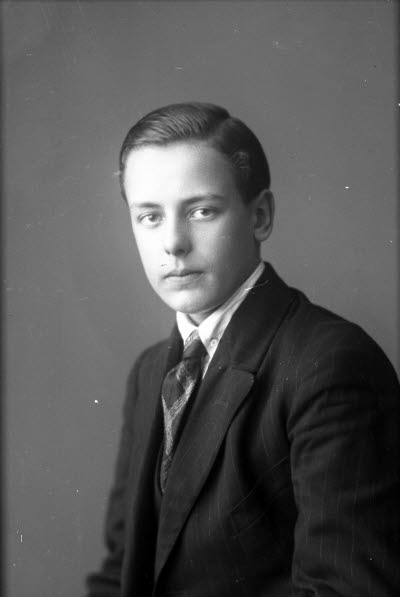 Porträtt av en herre. Ateljefoto.