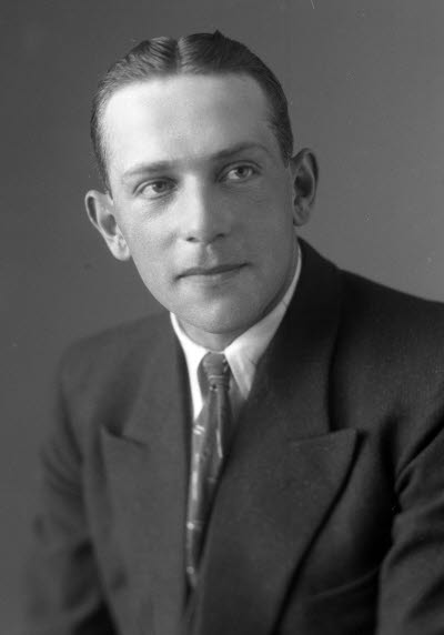 Porträtt av en herre. Ateljefoto.