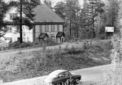 Hemvärnets läger/byggnad, Harsprånget. F.d arbetarbostad för vattenrallare.