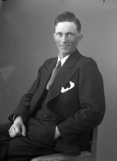 Porträtt av en herre. Ateljefoto.