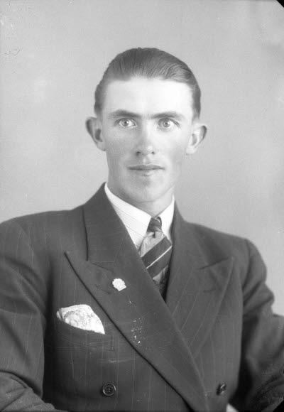 Porträtt av en herre. Ateljefoto.