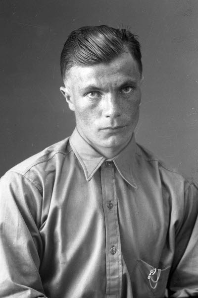 Porträtt av en herre. Ateljefoto.