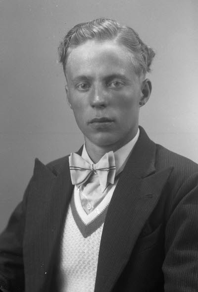 Porträtt av en herre. Ateljefoto.