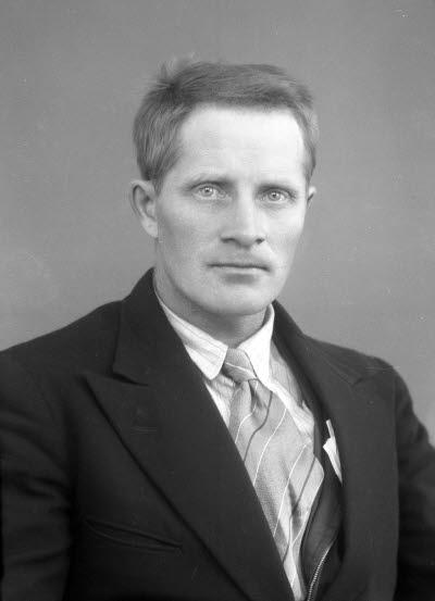 Porträtt av en herre. Ateljefoto.