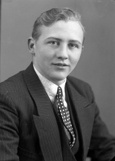 Porträtt av en herre. Ateljefoto.