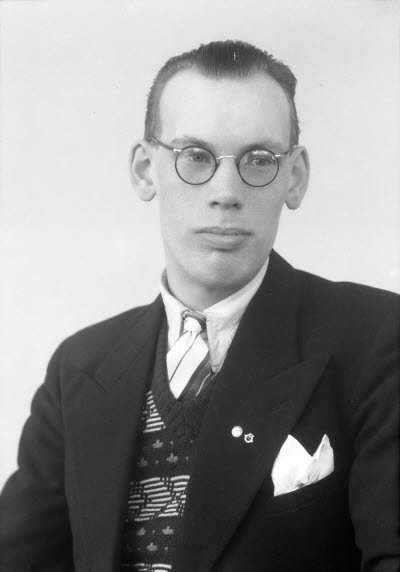 Porträtt av en herre. Oidentifierad. Ateljefoto. 