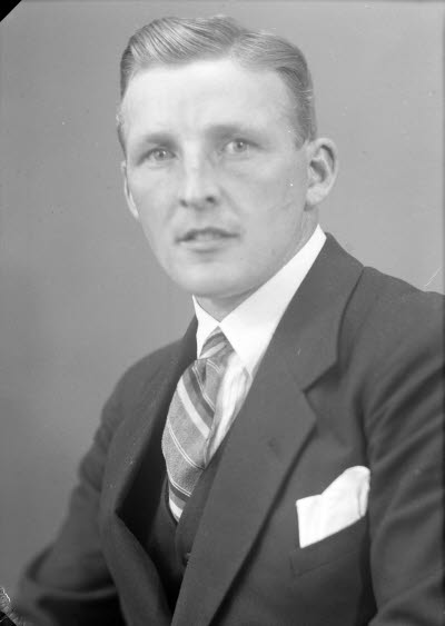 Porträtt av en herre. Ateljefoto.