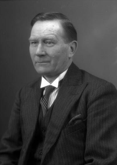 Porträtt av en herre. Ateljefoto.