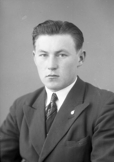 Porträtt av en herre. Ateljefoto.