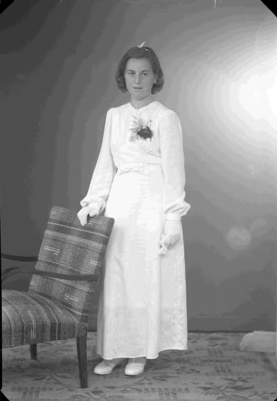 Porträtt av en flicka. Ateljefoto.