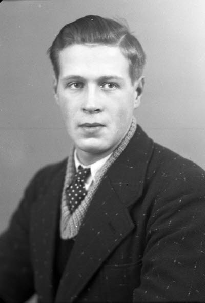 Porträtt av en herre. Ateljefoto.