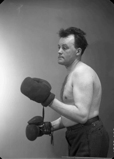 Porträtt av en herre. Ateljefoto.